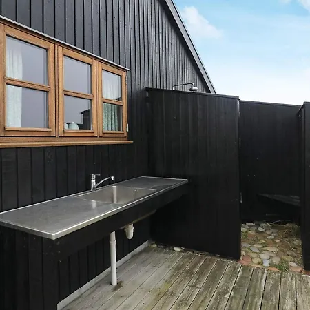 4 Star In * Hvide Sande