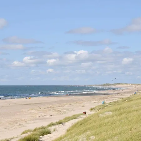 4 Star In Hvide Sande